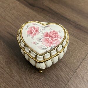 Vintage Heart Shaped Trinket Music Box Made in Japan